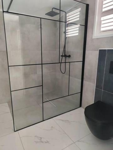 Location                                                      Maison
                        
                     5 pièces                      106 m2                     à Schœlcher