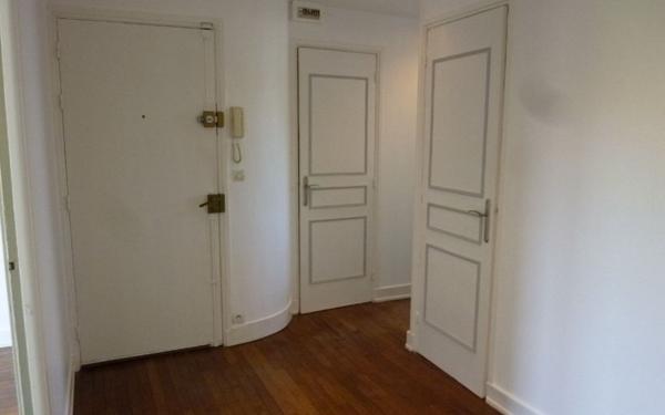 Appartement à louer    3 pièces • 85 m2 Laon