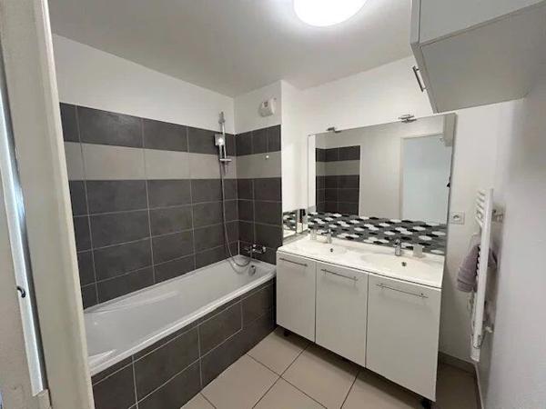 Vente Appartement 3 pièces 65 m2 à Le Lavandou
