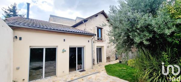 Maison 5 pièces de 100 m² à Croissy-sur-Seine (78290)