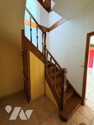 Maison à vendre à Hesdin-la-Forêt (62140) dans le Pas-de-Calais (62)

À vendre, maison avec u...