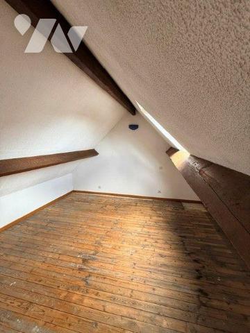 Maison à vendre à Hesdin-la-Forêt (62140) dans le Pas-de-Calais (62)

À vendre, maison avec u...