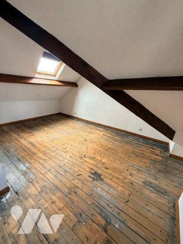Maison à vendre à Hesdin-la-Forêt (62140) dans le Pas-de-Calais (62)

À vendre, maison avec u...
