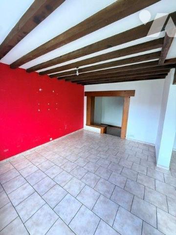 Maison à vendre à Hesdin-la-Forêt (62140) dans le Pas-de-Calais (62)

À vendre, maison avec u...