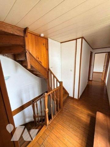 Maison à vendre à Hesdin-la-Forêt (62140) dans le Pas-de-Calais (62)

À vendre, maison avec u...