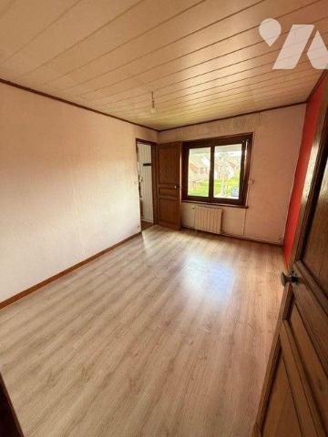 Maison à vendre à Hesdin-la-Forêt (62140) dans le Pas-de-Calais (62)

À vendre, maison avec u...