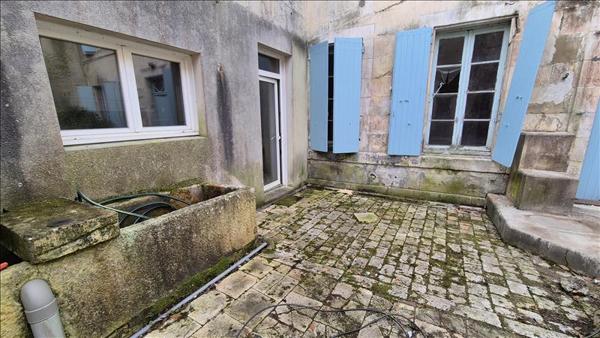 Appartement à vendre |  Tonnay-Charente |  2 pièces | 74 m²