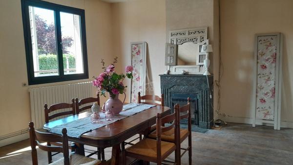 Maison avec très grand jardin située à CHARTRES proche de tout!