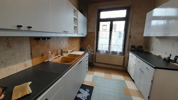 Maison avec très grand jardin située à CHARTRES proche de tout!