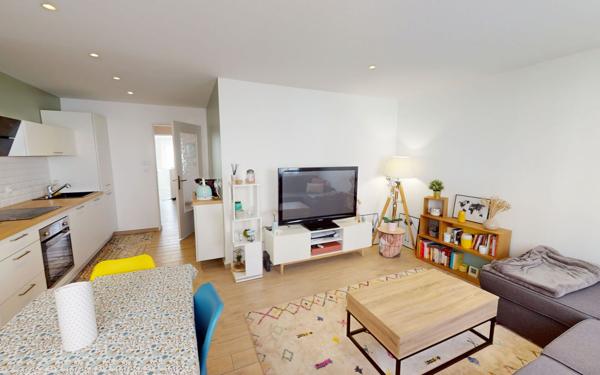 Appartement à vendre    2 pièces • 50,79 m2 Yutz