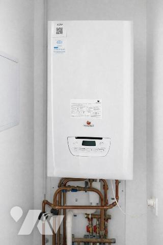 RARE À LA VENTE - PORT DE PERROS-GUIREC (22700)
Au coeur du Port de Perros-Guirec, sur la myth...