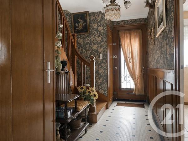 Maison à vendre  6 pièces - 119 m 2   LA ROCHE SUR YON  - 85