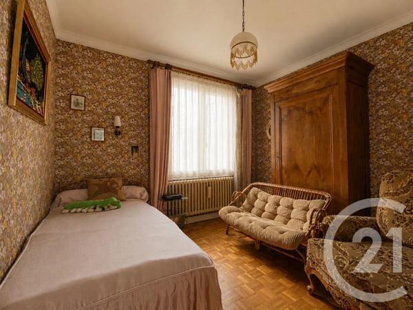 Maison à vendre  6 pièces - 119 m 2   LA ROCHE SUR YON  - 85