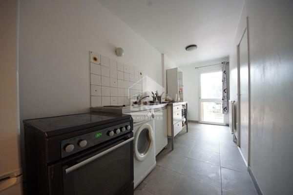 GRAND studio de 40 m2 Vendu Loué