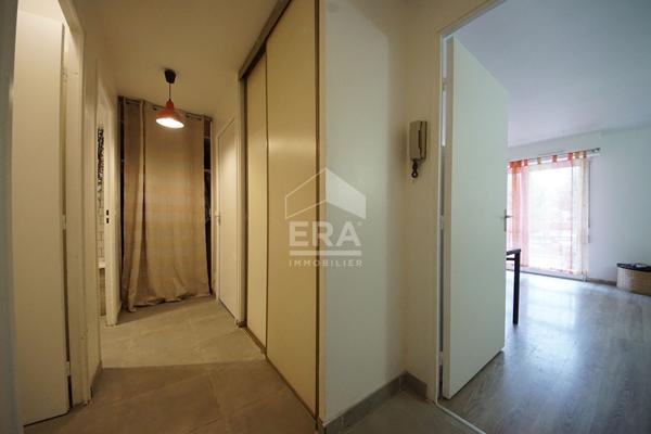 GRAND studio de 40 m2 Vendu Loué