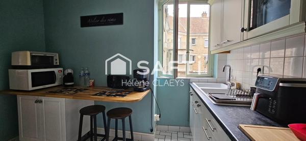 Appartement - 1 salon/séjour - 1 cuisine - 1 chambre - 1 bureau - 1 salle d'eau