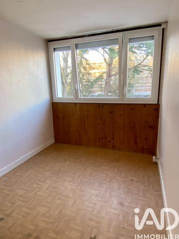 Appartement à vendre 4 pièces 92 m² Saint-Cyr-l'École