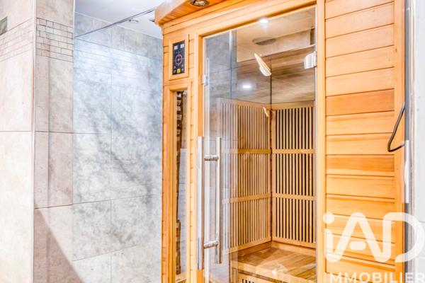 Maison à vendre 10 pièces 283 m² Gagny