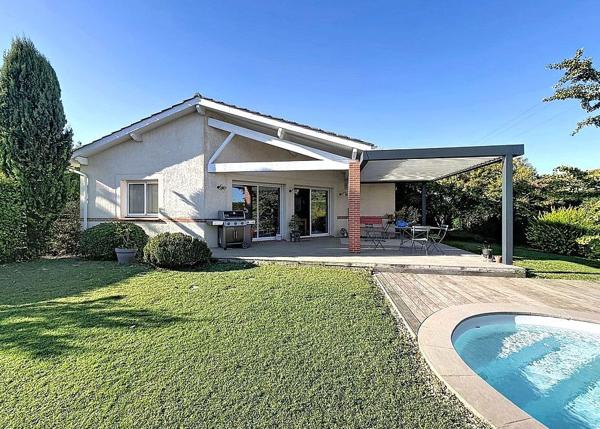 Maison 5 pièces en parfait état, avec piscine et garage à Bressols