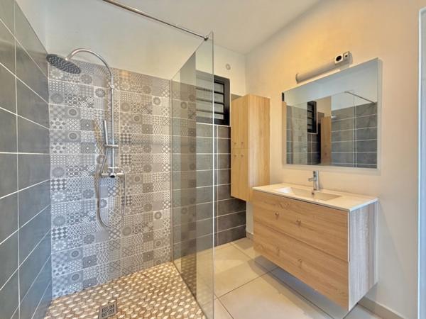 À VENDRE – Villa T3/4 récente à La Rivière Saint-Louis 97421