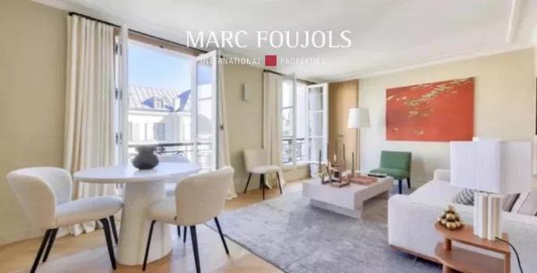 Paris VII Las Cases – appartement rénové de 62 m² avec vues dégagées sur jardins