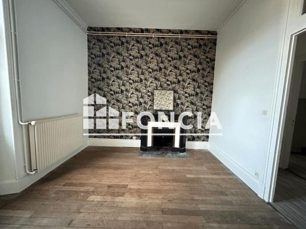 Location Appartement 5 pièces 112.1 m² - 21 RUE DES CELESTES Vienne 38200