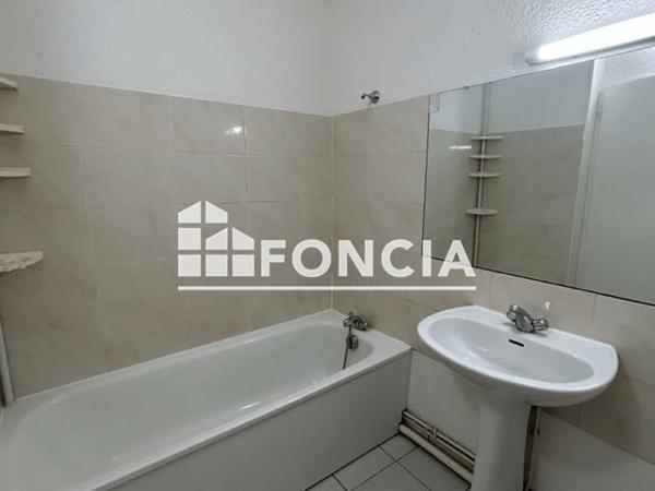 Location Studio 18.4 m² - 4 AVENUE DE VILLEMEJAN Pessac 33600