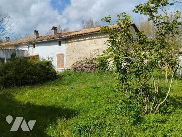 MAISON  TROIS CHAMRES/JARDIN/GARAGE