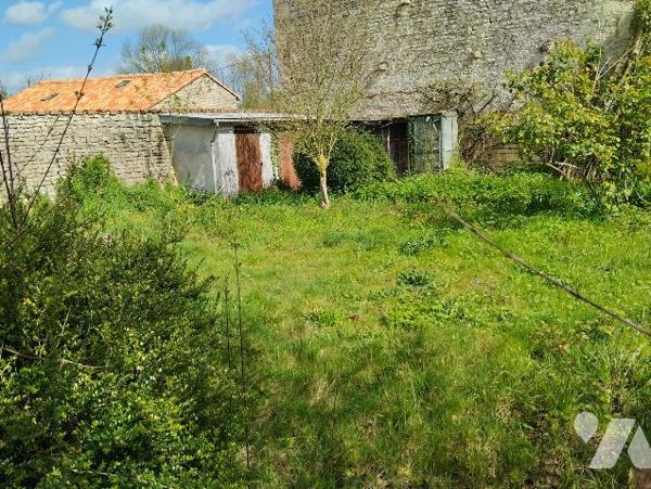 MAISON  TROIS CHAMRES/JARDIN/GARAGE