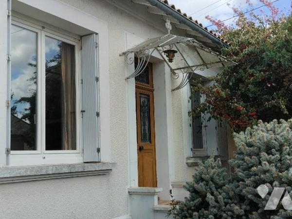 MAISON  TROIS CHAMRES/JARDIN/GARAGE