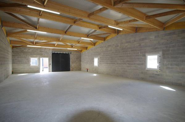 Chatelaillon local récent 176 m²