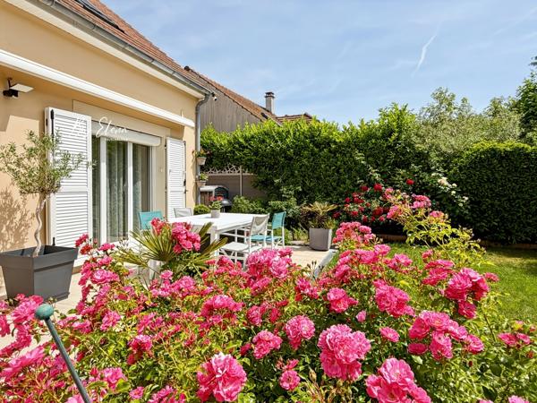 Maison familiale rénovée 4-5ch, au calme avec jardin paysager et sans vis-à-vis, 162 m², Bussy-Saint-Georges (Seine-et-Marne), proche Disney, à vendre