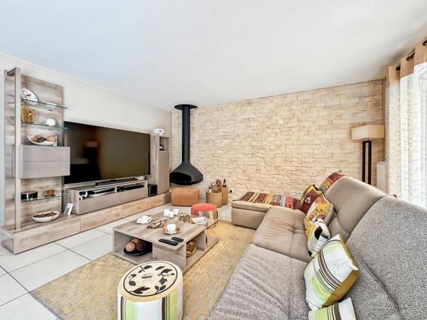 Maison familiale rénovée 4-5ch, au calme avec jardin paysager et sans vis-à-vis, 162 m², Bussy-Saint-Georges (Seine-et-Marne), proche Disney, à vendre