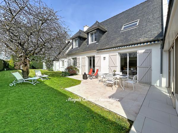 Montfort-sur-Meu (35160) Propriété d'exception aux portes de Montfort sur Meu : maison de 299 m² habitables, 6 chambres, spa, parc de 3