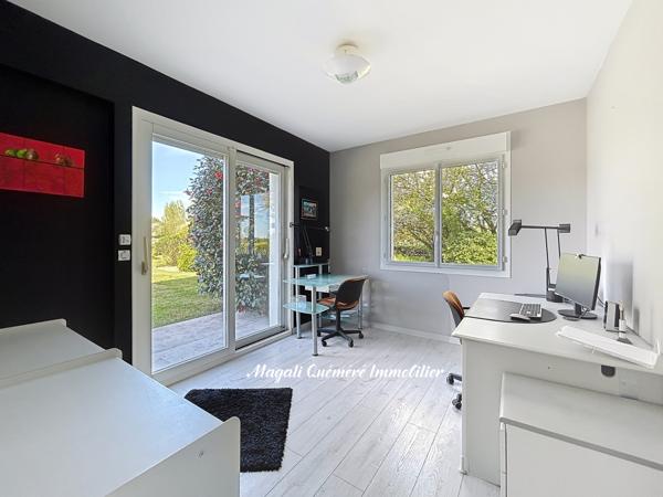 Montfort-sur-Meu (35160) Propriété d'exception aux portes de Montfort sur Meu : maison de 299 m² habitables, 6 chambres, spa, parc de 3