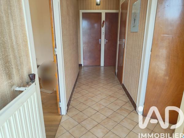 Maison à vendre 5 pièces 90 m² Terres-de-Haute-Charente