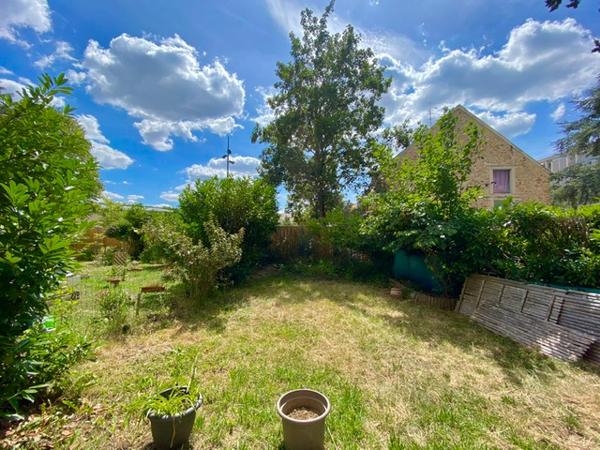 Appartement Fontenay Le Fleury 2 pièce(s) 57.70 m2