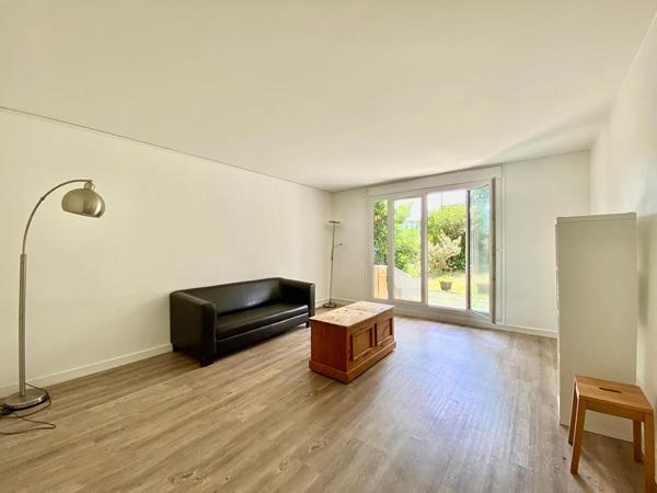 Appartement Fontenay Le Fleury 2 pièce(s) 57.70 m2