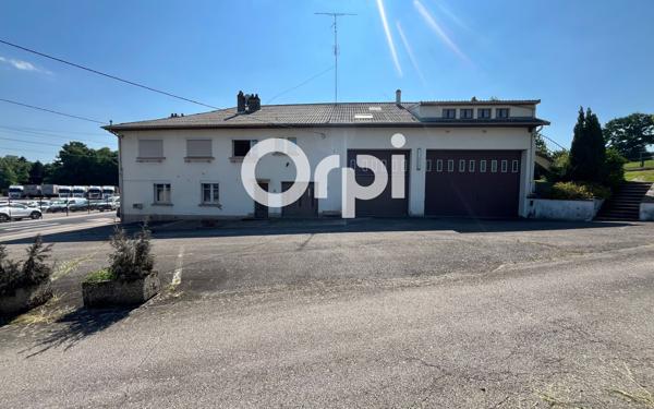 Maison à vendre    11 pièces •  Saint-Benoît-la-Chipotte