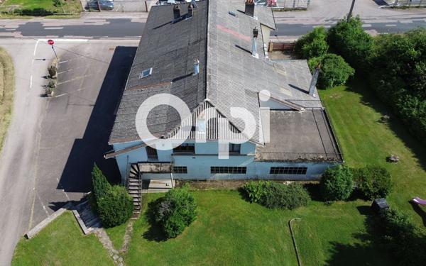 Maison à vendre    11 pièces •  Saint-Benoît-la-Chipotte