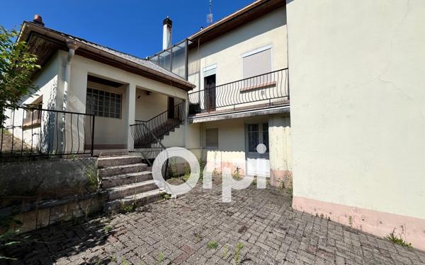 Maison à vendre    11 pièces •  Saint-Benoît-la-Chipotte