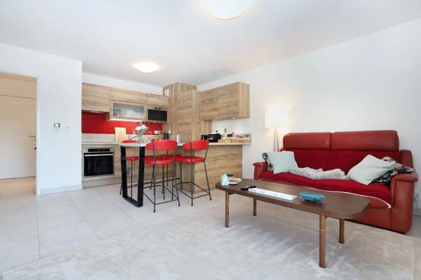 Appartement à vendre 3 pièces Terrasse et garage RENNES CENTRE (35000 Ille et vilaine)