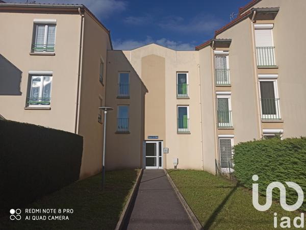 Appartement 3 pièces de 73 m² à Sury-le-Comtal (42450)