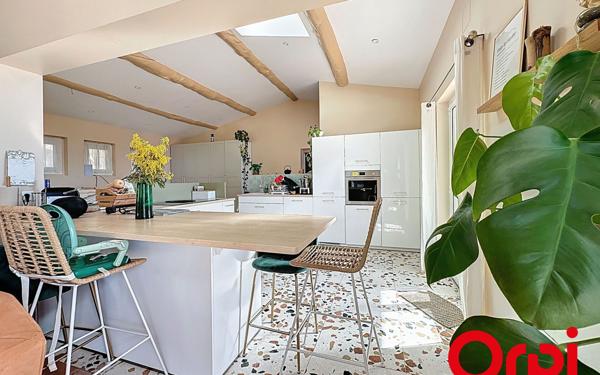 Maison à vendre    5 pièces • 150 m2 Cantaron