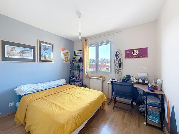 Charmante Maison à Villieu, 105m², 4 chambres, garage, piscine hors sol sur un terrain de 719m²