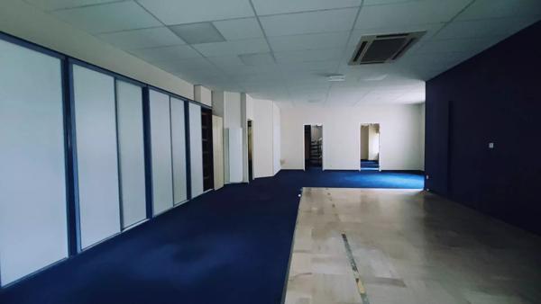 Local commercial de 163 m² au cœur de Loudun