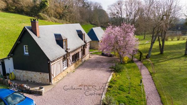 Propriété à vendre Maison et gîte en colombage proche de VIMOUTIERS (61)