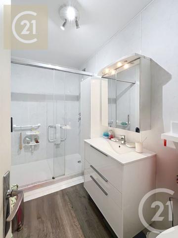 Appartement F4 à vendre  5 pièces - 105,90 m2 BEZIERS - 34