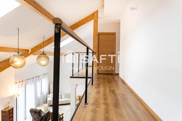 Maison contemporaine aux volumes exceptionnels – 304 m² habitables – gîte indépendant – DPE B – proche Valdahon