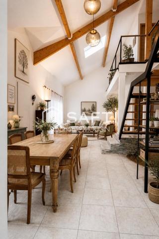 Maison contemporaine aux volumes exceptionnels – 304 m² habitables – gîte indépendant – DPE B – proche Valdahon